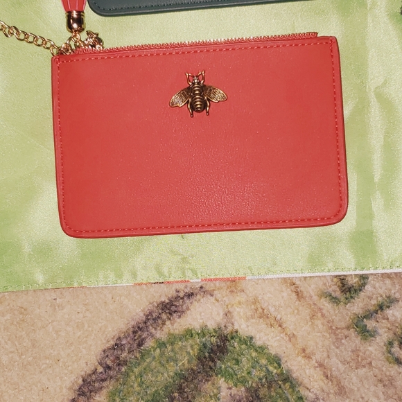 Elegant Bee coin purse - Picture 11 of 16